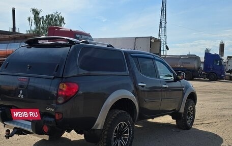 Mitsubishi L200 IV рестайлинг, 2013 год, 1 600 000 рублей, 6 фотография