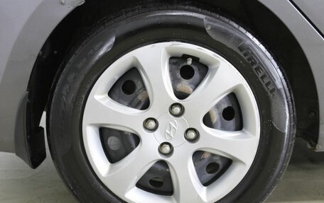 Hyundai Solaris II рестайлинг, 2013 год, 680 000 рублей, 16 фотография
