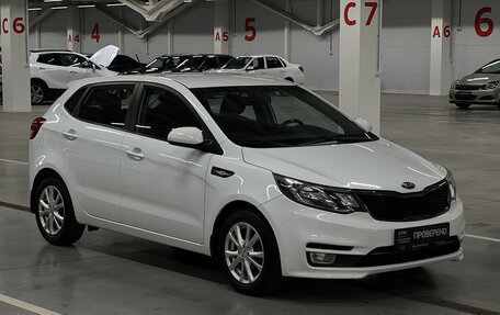 KIA Rio III рестайлинг, 2015 год, 1 009 000 рублей, 3 фотография