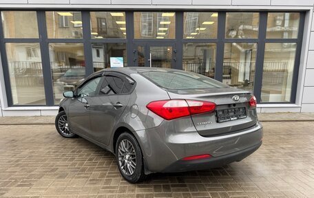 KIA Cerato III, 2013 год, 830 000 рублей, 2 фотография