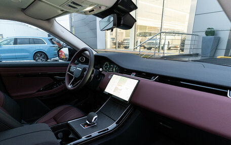 Land Rover Range Rover Evoque II, 2024 год, 6 790 000 рублей, 12 фотография