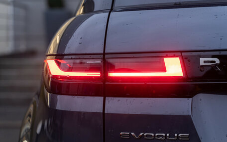 Land Rover Range Rover Evoque II, 2024 год, 6 790 000 рублей, 22 фотография