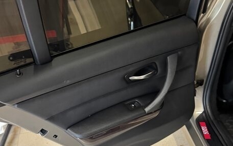 BMW 3 серия, 2011 год, 1 500 000 рублей, 29 фотография