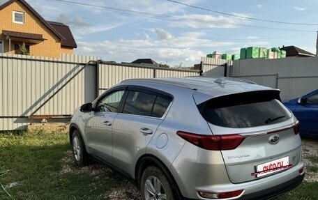 KIA Sportage IV рестайлинг, 2018 год, 2 100 000 рублей, 4 фотография