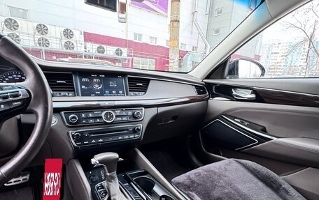 KIA K7, 2018 год, 2 400 000 рублей, 13 фотография