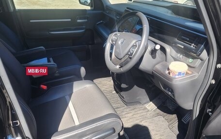 Honda Stepwgn IV, 2018 год, 2 690 000 рублей, 6 фотография