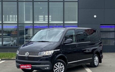 Volkswagen Caravelle T6 рестайлинг, 2021 год, 4 999 000 рублей, 1 фотография