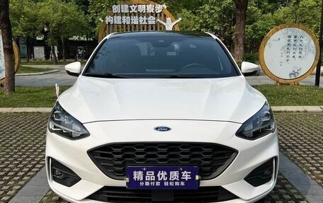 Ford Focus IV, 2021 год, 1 400 000 рублей, 2 фотография
