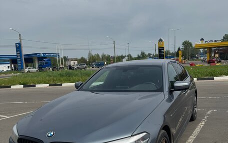 BMW 5 серия, 2019 год, 3 670 000 рублей, 3 фотография