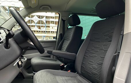 Volkswagen Caravelle T6 рестайлинг, 2021 год, 4 999 000 рублей, 18 фотография
