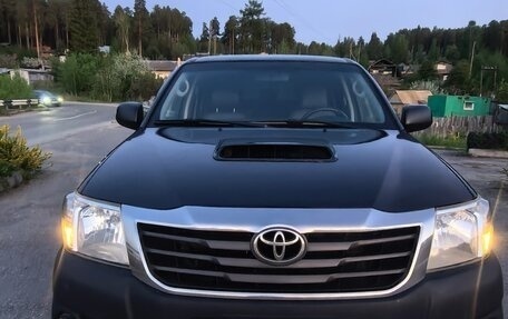 Toyota Hilux VII, 2012 год, 2 070 000 рублей, 1 фотография