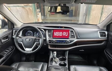 Toyota Highlander III, 2014 год, 3 150 000 рублей, 1 фотография