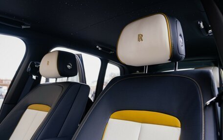 Rolls-Royce Cullinan, 2025 год, 76 000 000 рублей, 27 фотография