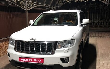 Jeep Grand Cherokee, 2012 год, 3 500 000 рублей, 2 фотография