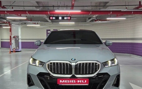 BMW 5 серия, 2025 год, 7 120 000 рублей, 3 фотография