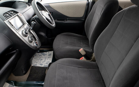 Toyota Ractis I, 2006 год, 759 000 рублей, 17 фотография