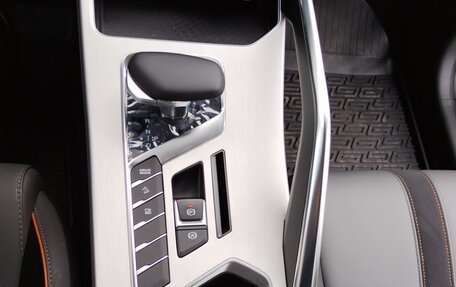 Geely Coolray I, 2023 год, 1 980 000 рублей, 10 фотография