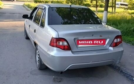 Daewoo Nexia I рестайлинг, 2011 год, 150 000 рублей, 3 фотография
