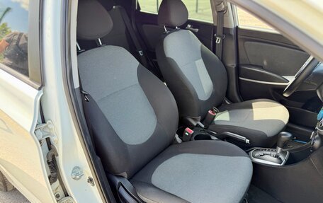Hyundai Solaris II рестайлинг, 2012 год, 920 000 рублей, 11 фотография