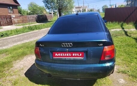 Audi A4, 1995 год, 300 000 рублей, 3 фотография