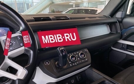 Land Rover Defender II, 2021 год, 8 000 000 рублей, 10 фотография