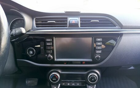 KIA Rio IV, 2018 год, 1 276 000 рублей, 18 фотография