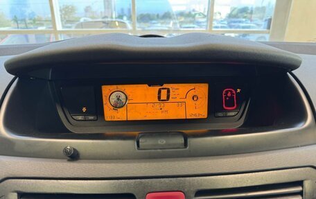 Citroen C4 Picasso II рестайлинг, 2008 год, 660 000 рублей, 11 фотография
