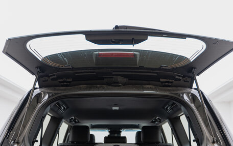 Toyota Land Cruiser Prado, 2024 год, 8 900 000 рублей, 22 фотография
