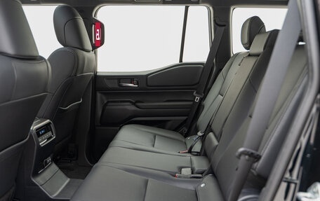 Toyota Land Cruiser Prado, 2024 год, 8 900 000 рублей, 19 фотография
