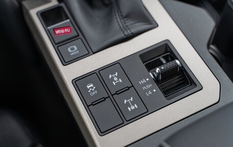 Toyota Land Cruiser Prado, 2024 год, 8 900 000 рублей, 31 фотография