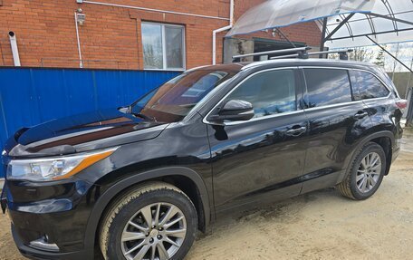 Toyota Highlander III, 2014 год, 3 150 000 рублей, 5 фотография