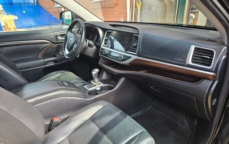 Toyota Highlander III, 2014 год, 3 150 000 рублей, 7 фотография