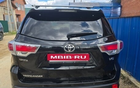 Toyota Highlander III, 2014 год, 3 150 000 рублей, 8 фотография