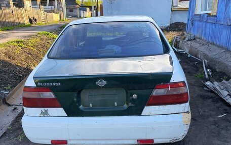 Nissan Bluebird XI, 1996 год, 135 000 рублей, 4 фотография