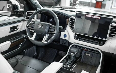 Toyota Tundra, 2024 год, 10 850 000 рублей, 23 фотография