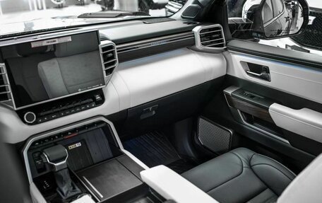 Toyota Tundra, 2024 год, 10 850 000 рублей, 24 фотография