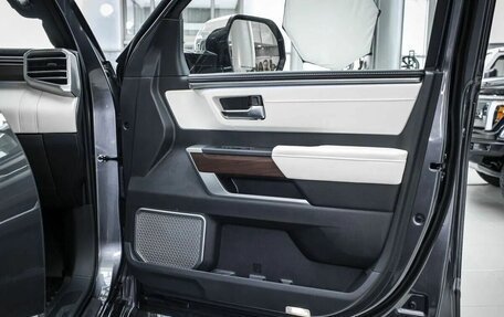 Toyota Tundra, 2024 год, 10 850 000 рублей, 34 фотография
