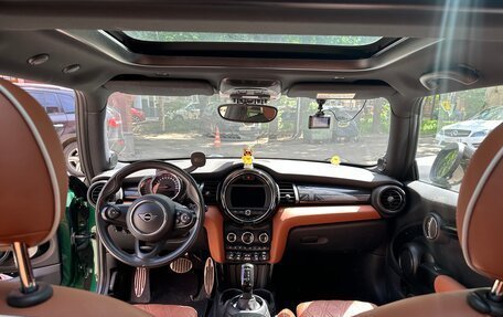 MINI Hatch, 2019 год, 3 400 000 рублей, 3 фотография