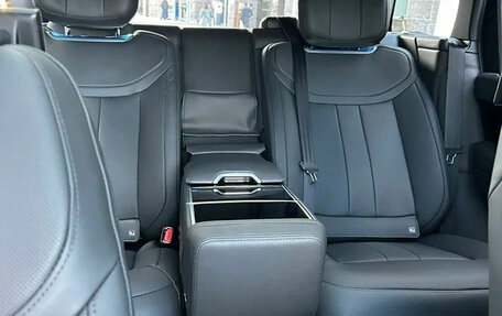 Land Rover Range Rover IV рестайлинг, 2024 год, 23 800 000 рублей, 15 фотография