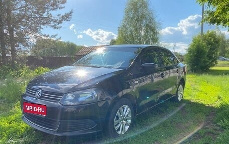 Volkswagen Polo VI (EU Market), 2013 год, 420 000 рублей, 1 фотография
