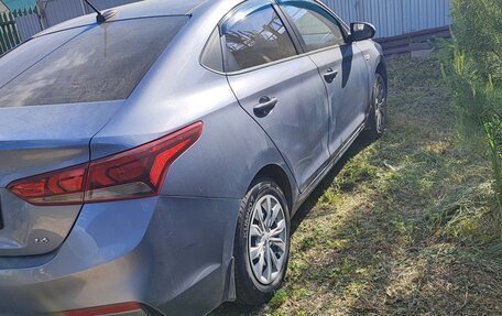 Hyundai Solaris II рестайлинг, 2018 год, 1 290 000 рублей, 8 фотография