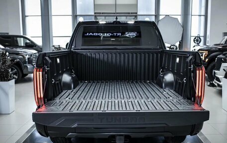 Toyota Tundra, 2024 год, 10 200 000 рублей, 8 фотография