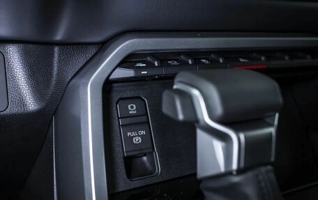 Toyota Tundra, 2024 год, 10 200 000 рублей, 28 фотография