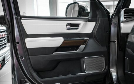 Toyota Tundra, 2022 год, 10 000 000 рублей, 10 фотография