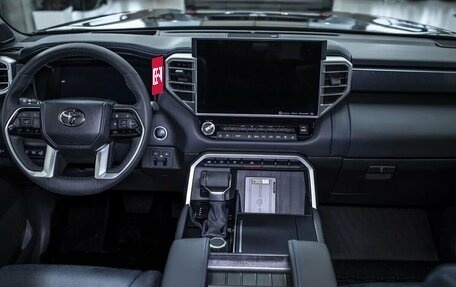 Toyota Tundra, 2024 год, 10 200 000 рублей, 40 фотография
