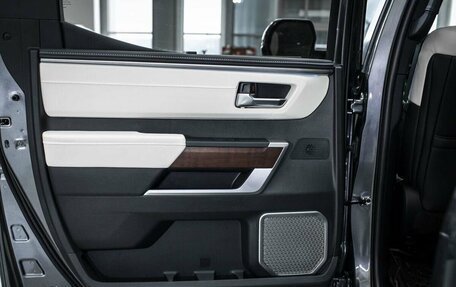 Toyota Tundra, 2022 год, 10 000 000 рублей, 17 фотография