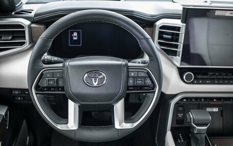 Toyota Tundra, 2022 год, 10 000 000 рублей, 21 фотография