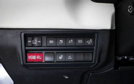 Toyota Tundra, 2022 год, 10 000 000 рублей, 13 фотография