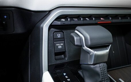 Toyota Tundra, 2022 год, 10 000 000 рублей, 31 фотография
