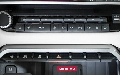 Toyota Tundra, 2022 год, 10 000 000 рублей, 28 фотография